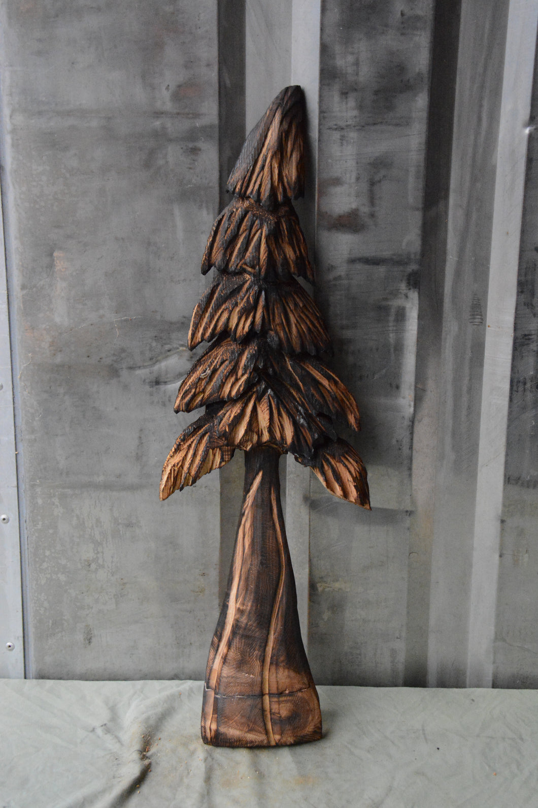 26-inch Wall-Hanging Chainsaw Carved Tree Sculpture