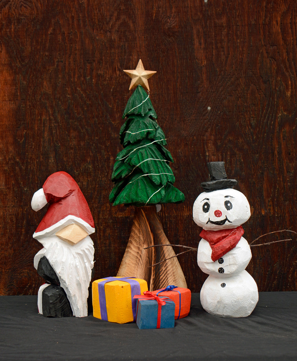Santa & Snowman Chainsaw-Carved Christmas Scene  | X-Mas Holiday Home Decor