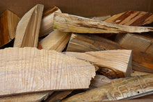 Load image into Gallery viewer, 15lb California Cedar Kindling Scraps - 100% Natural Raw Untreated Timber
