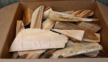 Load image into Gallery viewer, 15lb California Cedar Kindling Scraps - 100% Natural Raw Untreated Timber
