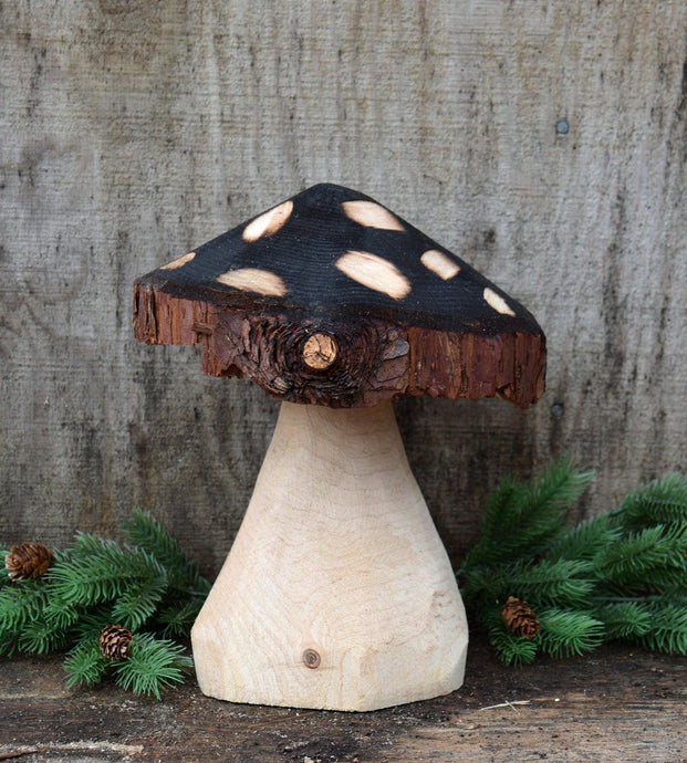 Mushroom Sculpture | 11
